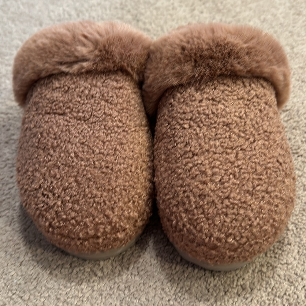 Koolaburra Peachee Ugg Slippers - Picture 4 of 6